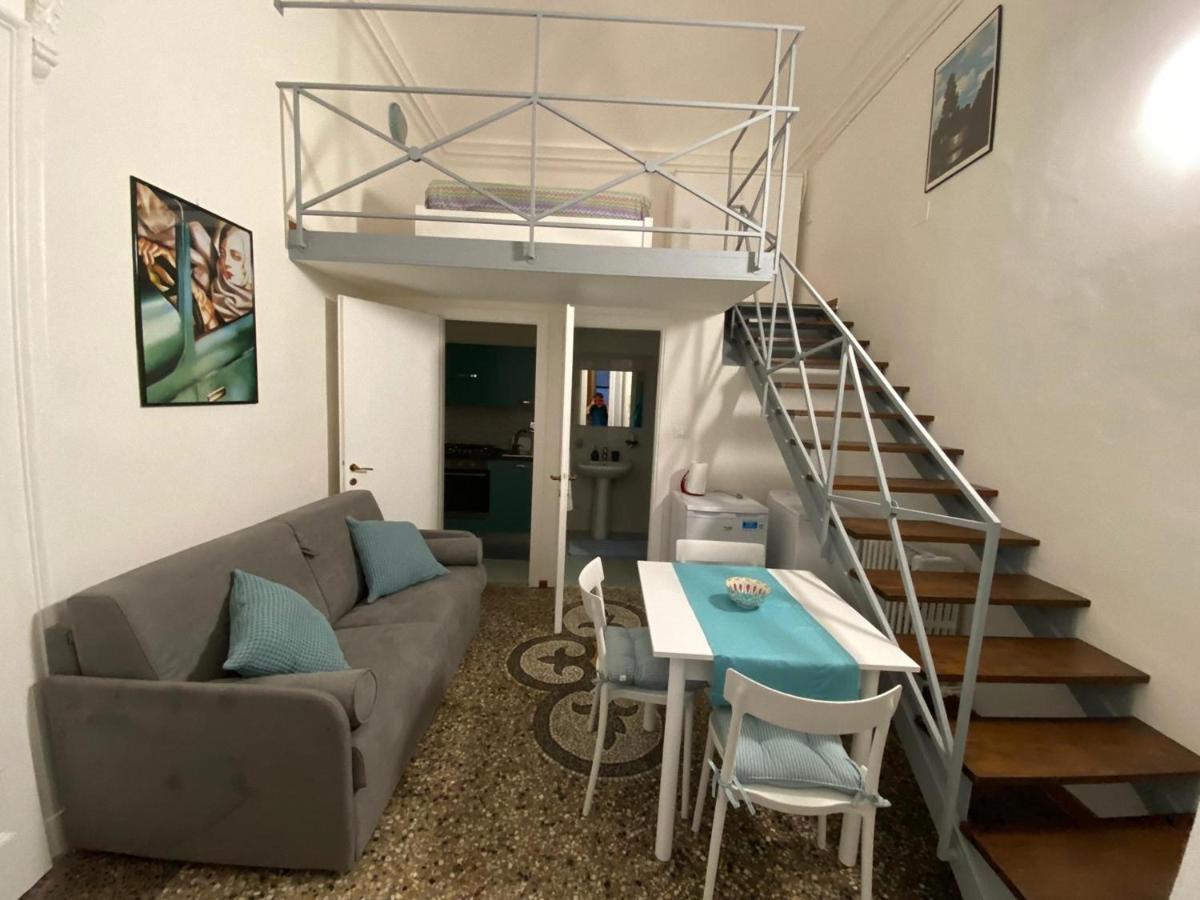 Centralissimo Appartamento Su Due Livelli 1 Torino Dış mekan fotoğraf