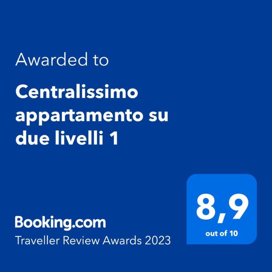 Centralissimo Appartamento Su Due Livelli 1 Torino Dış mekan fotoğraf
