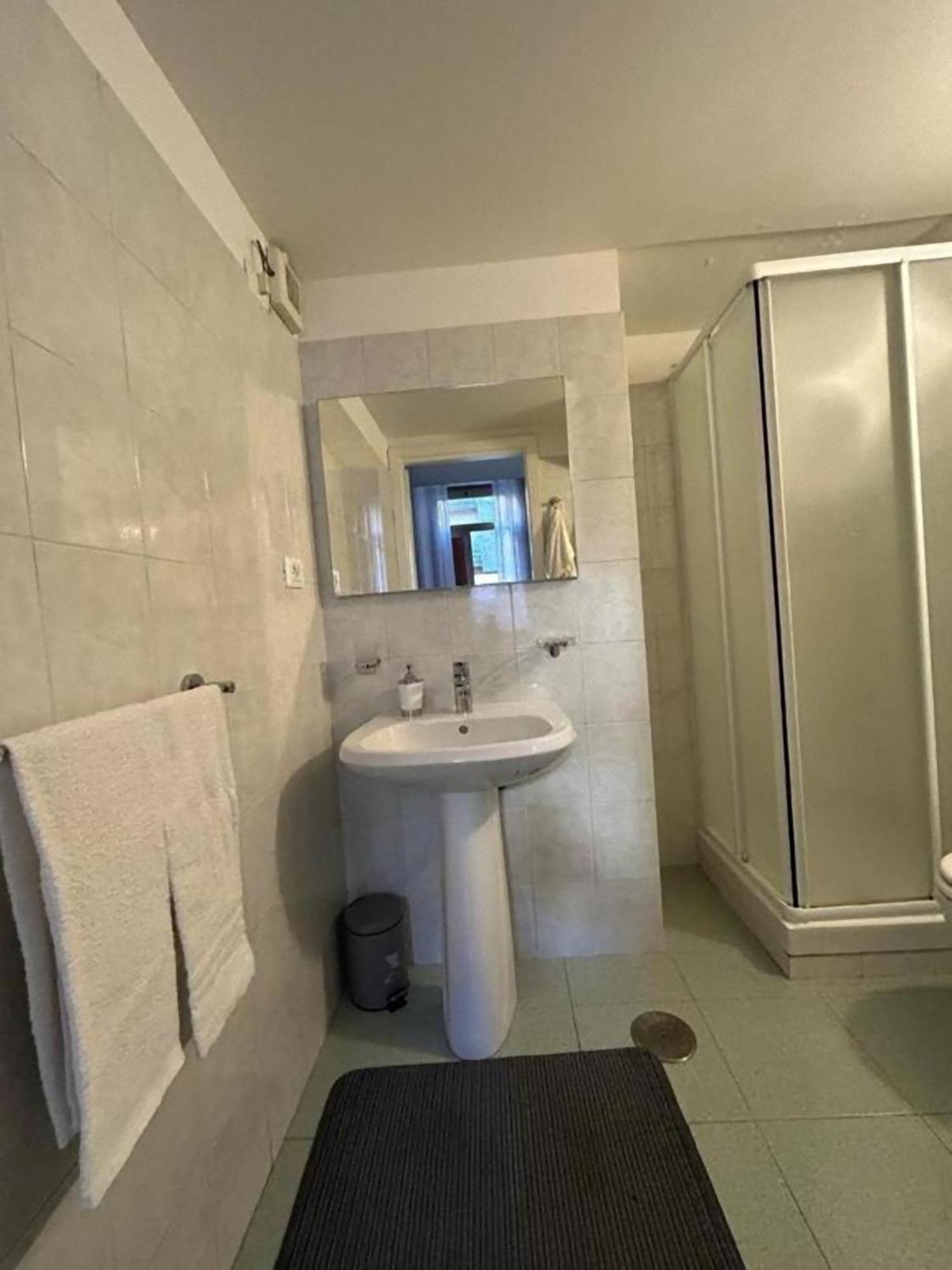 Centralissimo Appartamento Su Due Livelli 1 Torino Dış mekan fotoğraf