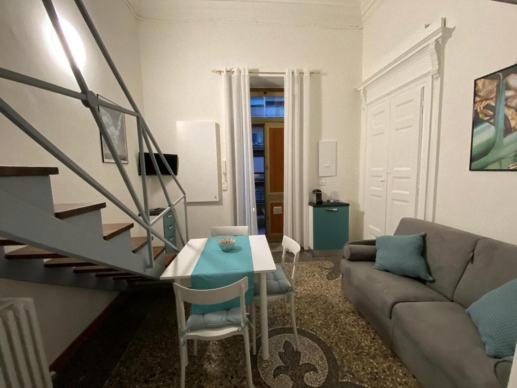Centralissimo Appartamento Su Due Livelli 1 Torino Dış mekan fotoğraf